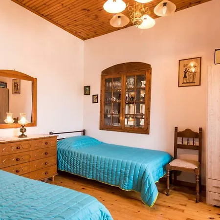 Tenedos Old Town View Apartment *
